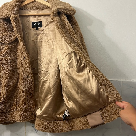 Ugg Women’s Frankie Sherpa Trucker Jacket Chestnut Size Large Minimalist Casual - Picture 7 of 13